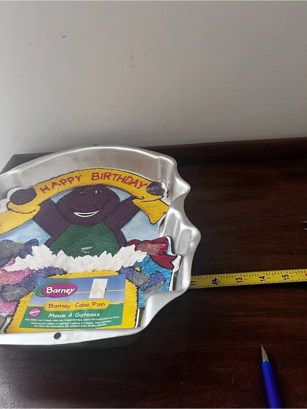 Vintage 1998 Barney the Dinosaur Happy Birthday Cake Pan Used